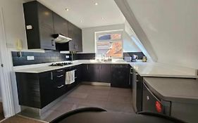 2 Bedroom Flat In Camden